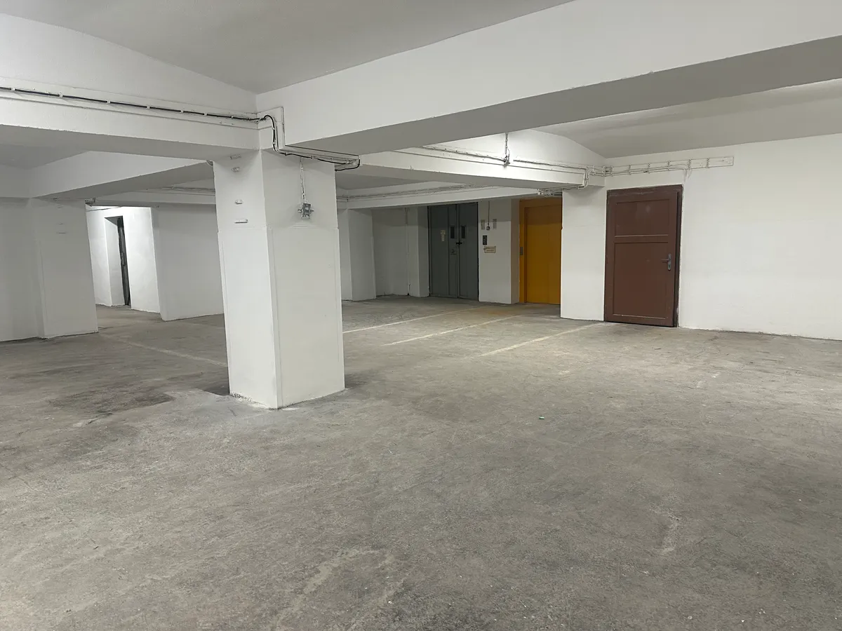 Pronájem skladového prostoru 187 m²